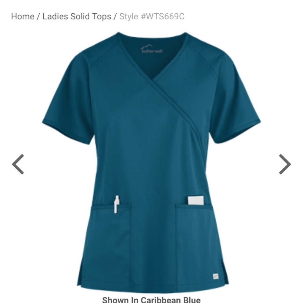 BUTTER-SOFT WRAPPED SCRUB TOP